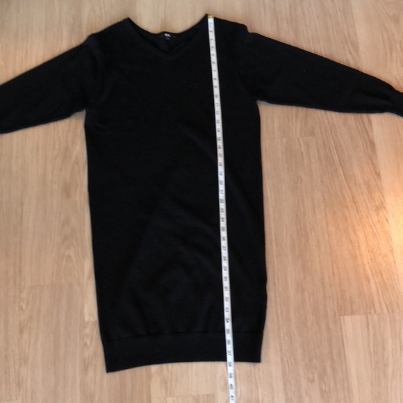 Uniqlo Knit Sweater Dress in Black - Picture 9 of 15